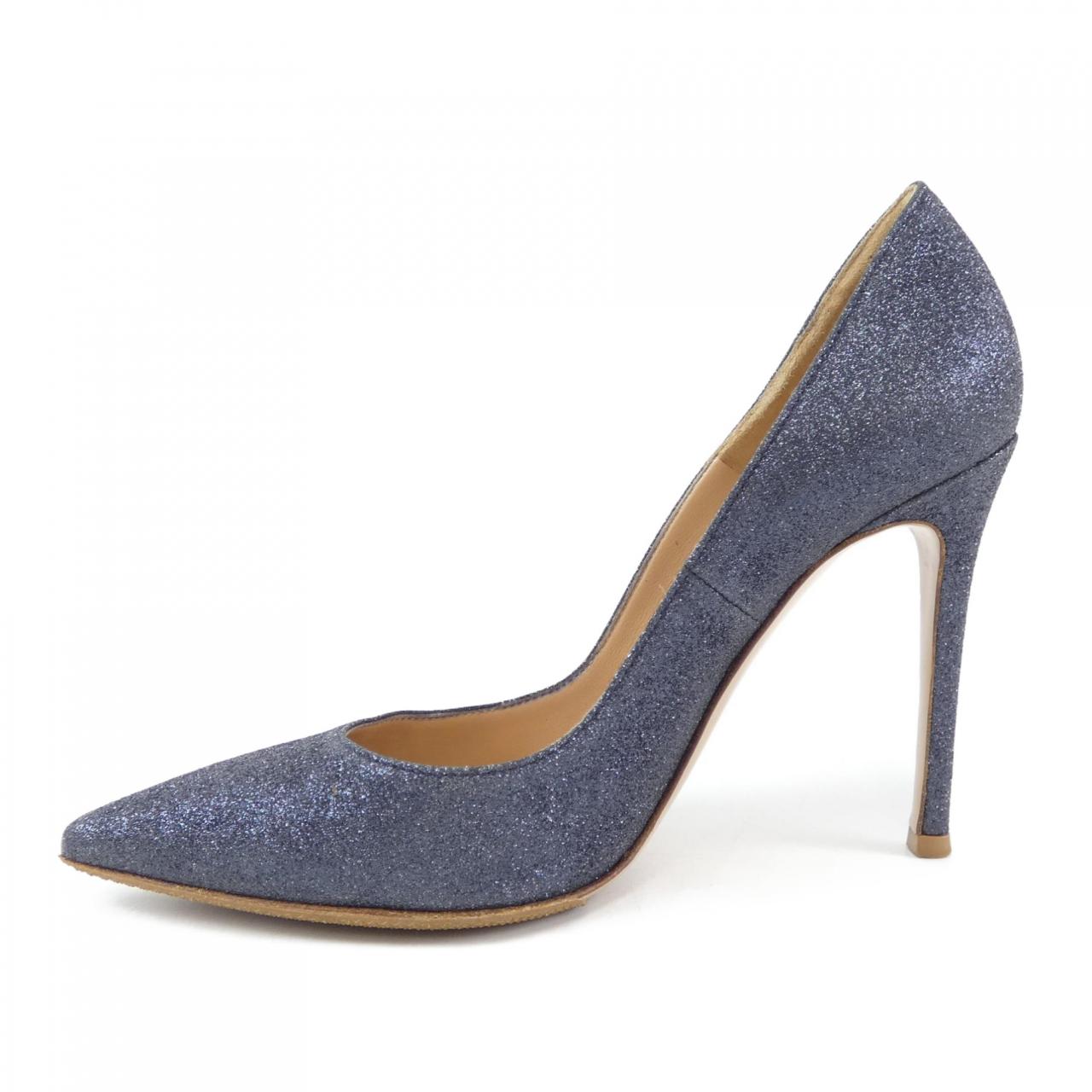 ジャンヴィトロッシ GIANVITO ROSSI パンプス
