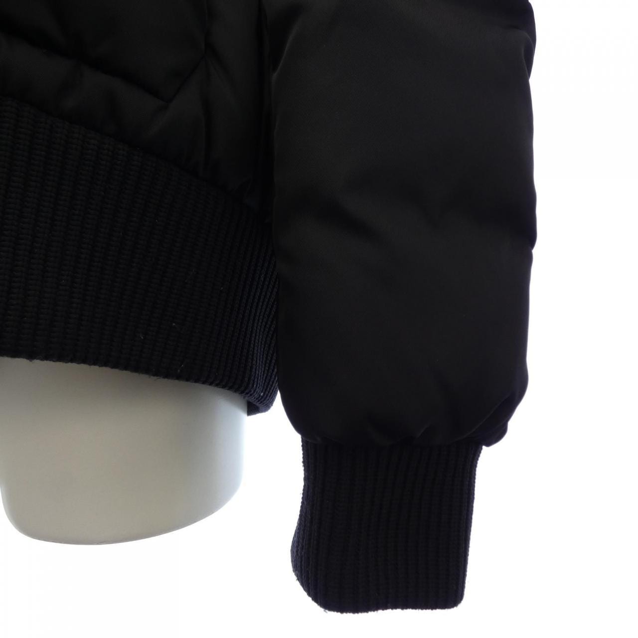 モンクレール MONCLER HOMOGYNE ダウンジャケット