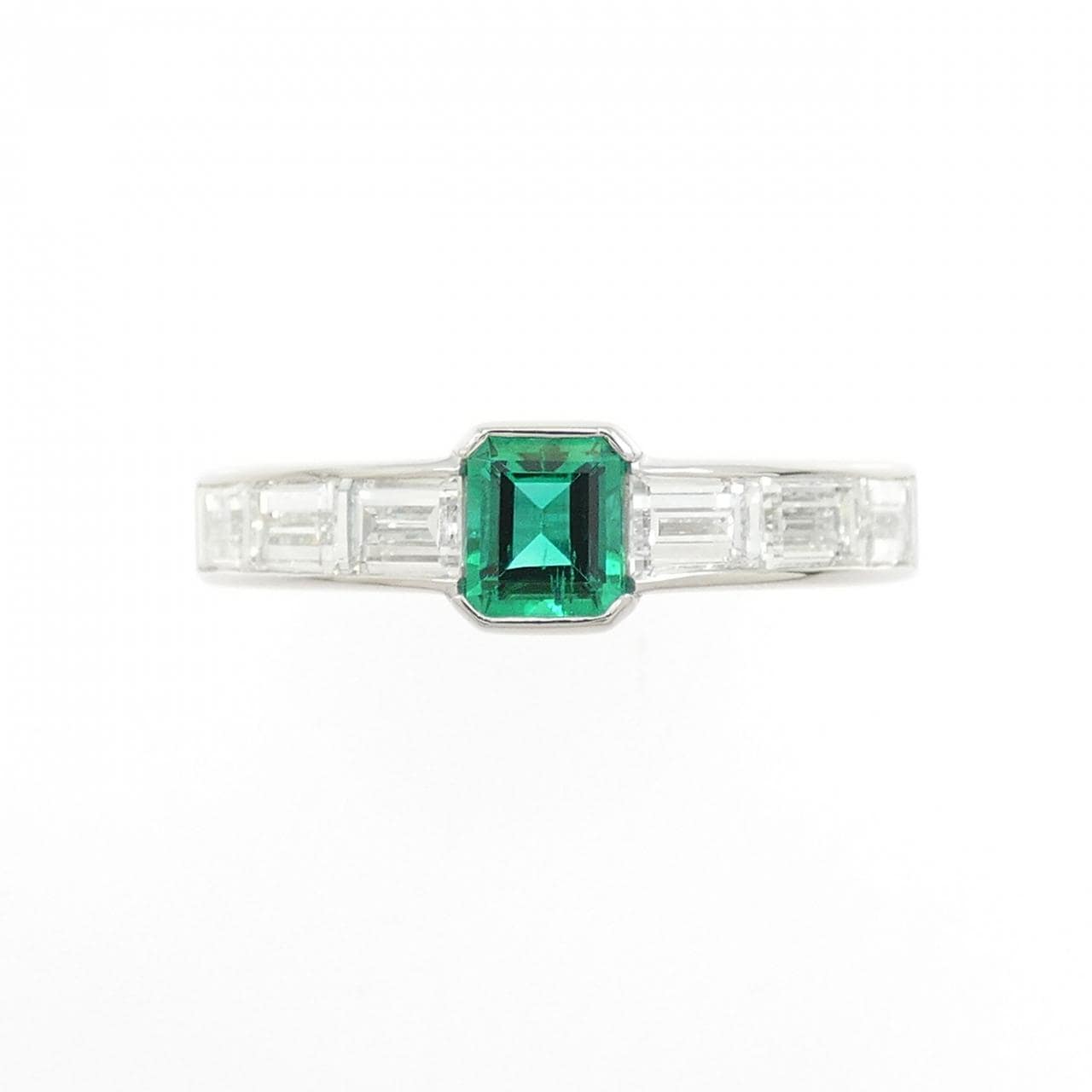ミキモト エメラルド リング 0.35CT