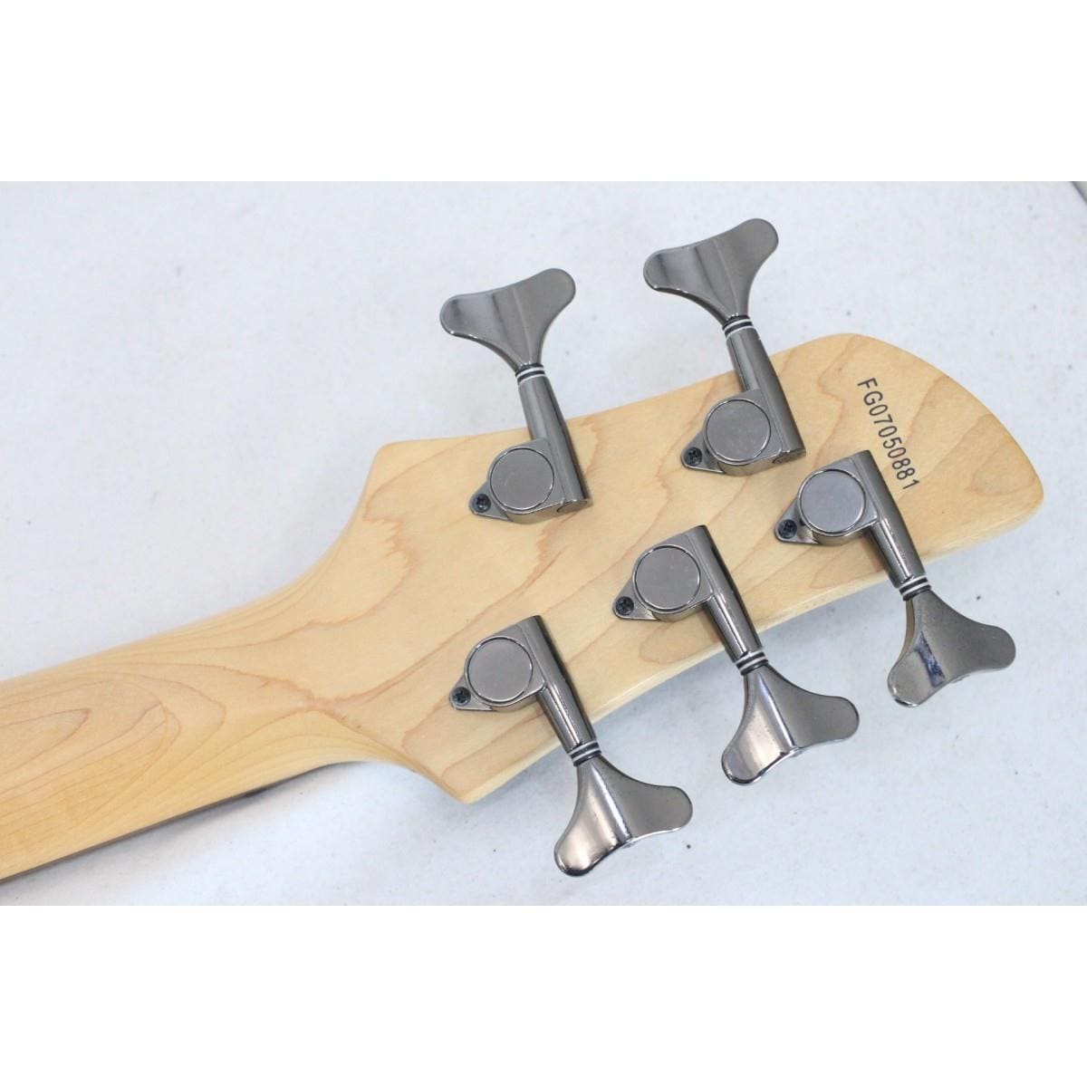 FERNANDES  GRAVITY 5X