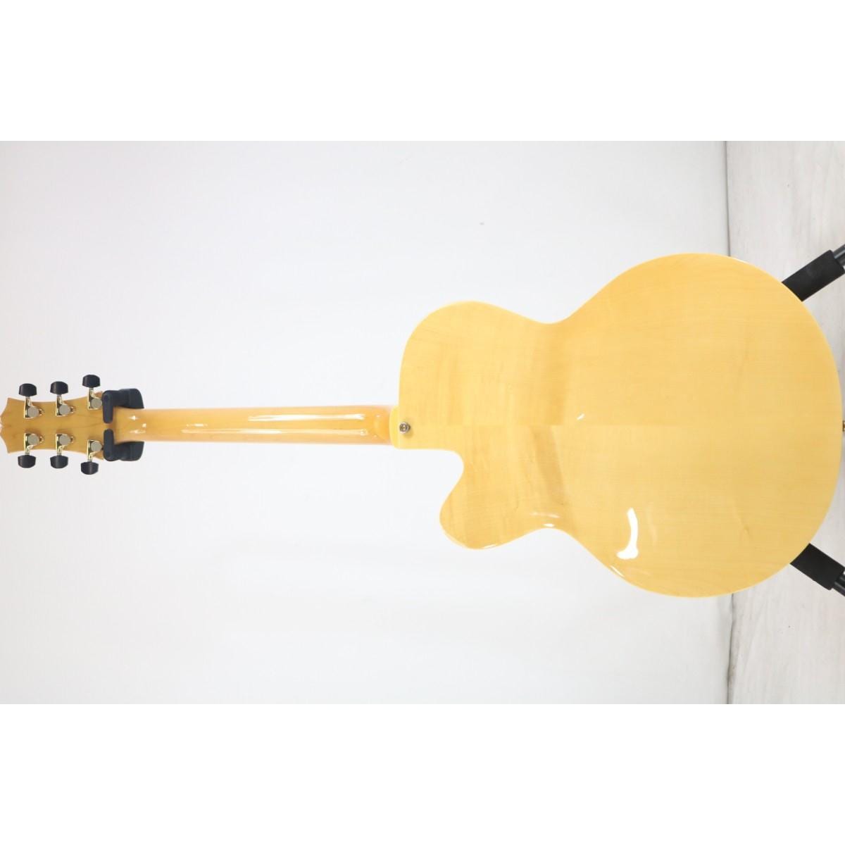 ＰＥＥＲＬＥＳＳ　　ＣＯＮＴＥＳＳＡ