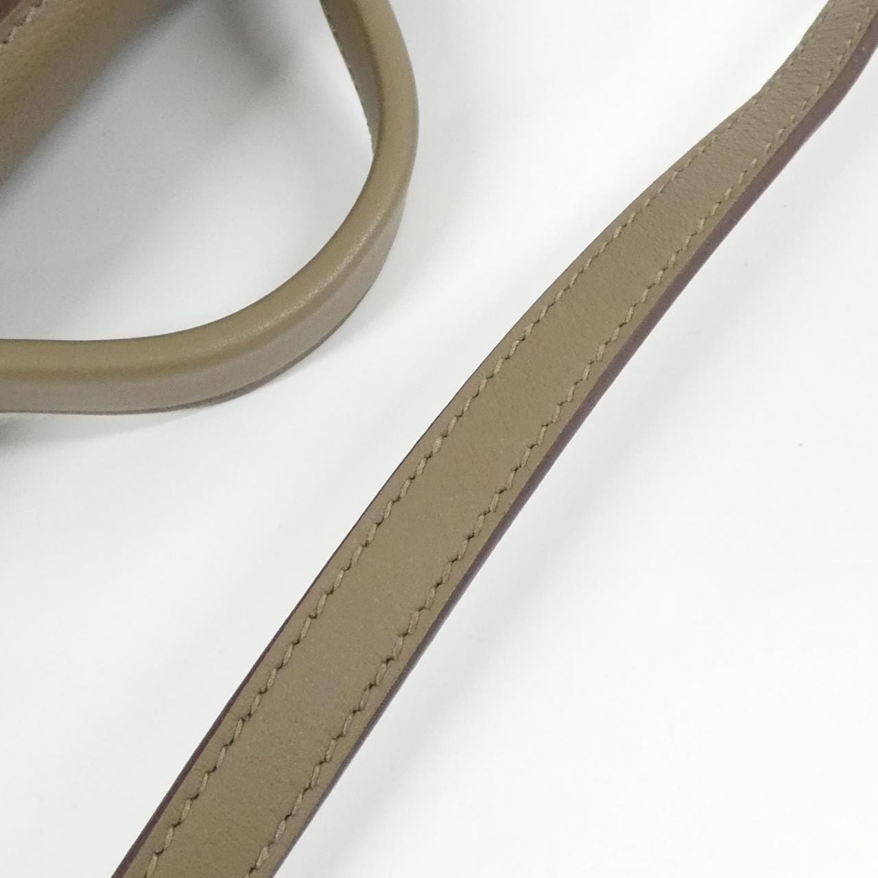 エルメス ヴァンキャトル ヴァンキャトル MINI 082153CC バッグ