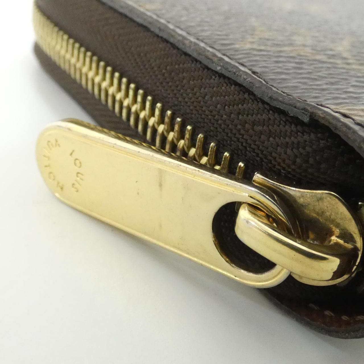 ルイヴィトン モノグラム ジッピー ウォレット M42616 財布