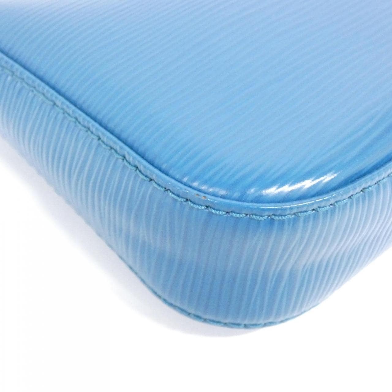 ルイヴィトン エピ ポシェット アクセソワール M40823 アクセサリーポーチ