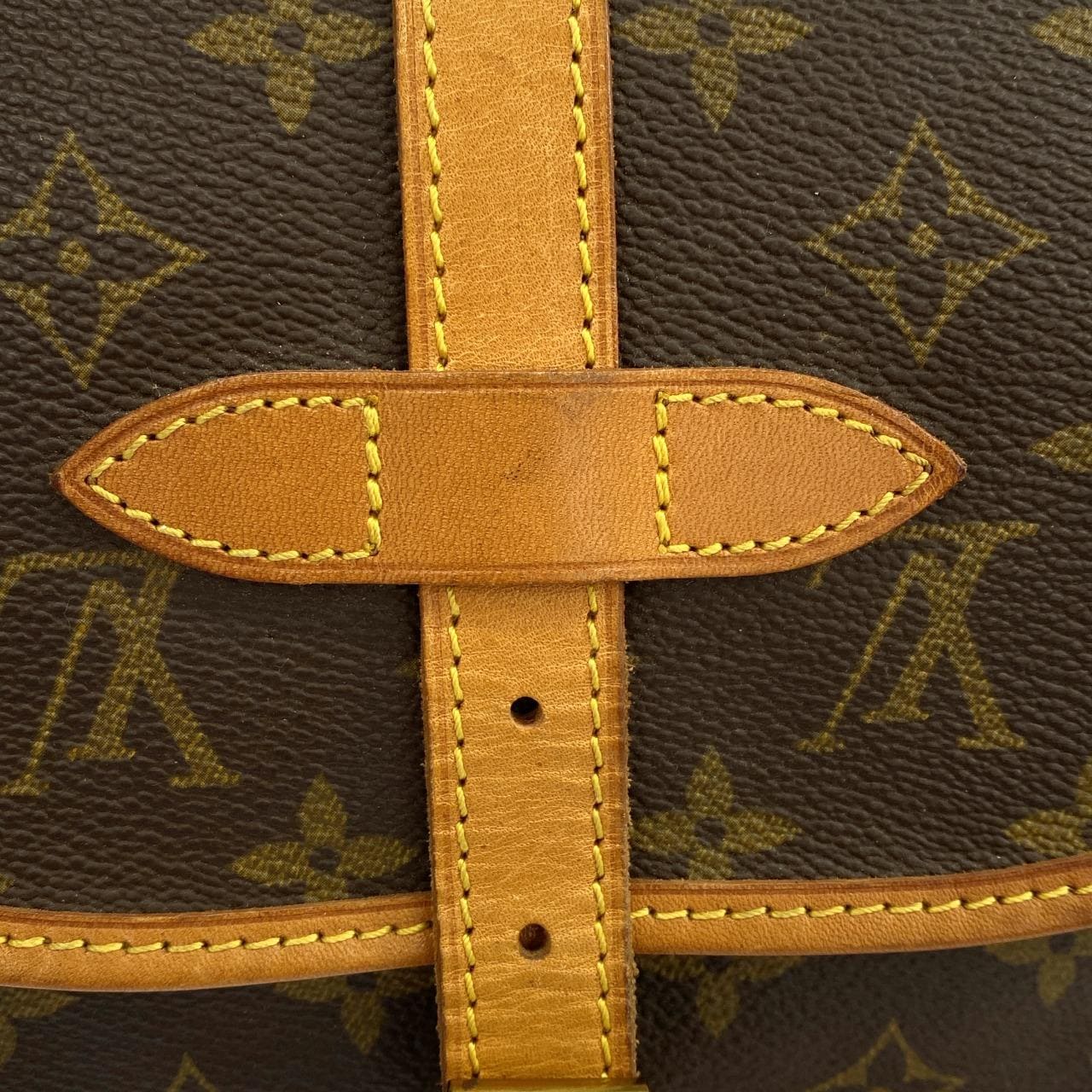 ルイヴィトン モノグラム ソミュール 30cm M42256 ショルダーバッグ