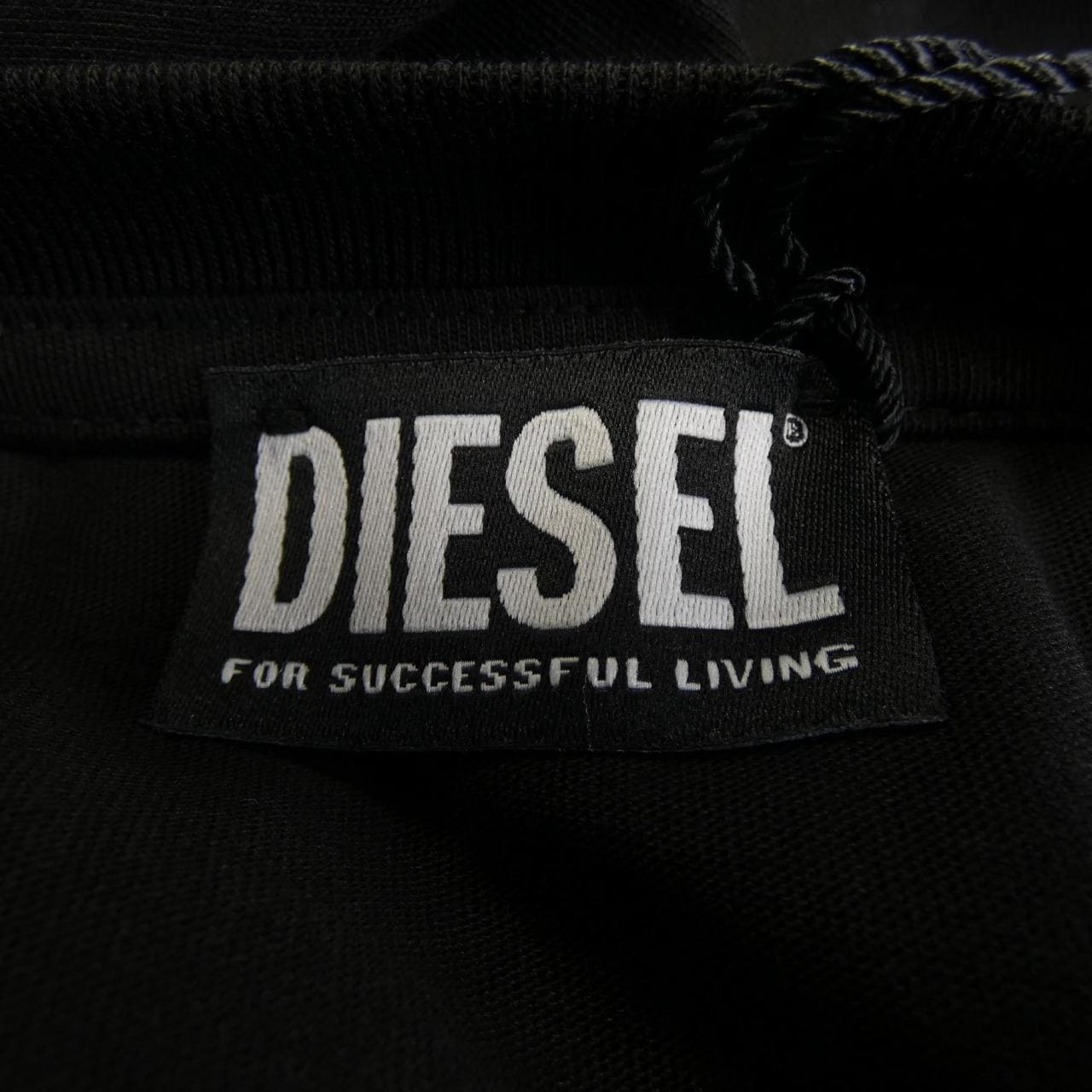 ディーゼル DIESEL A15461 RHERA Tシャツ