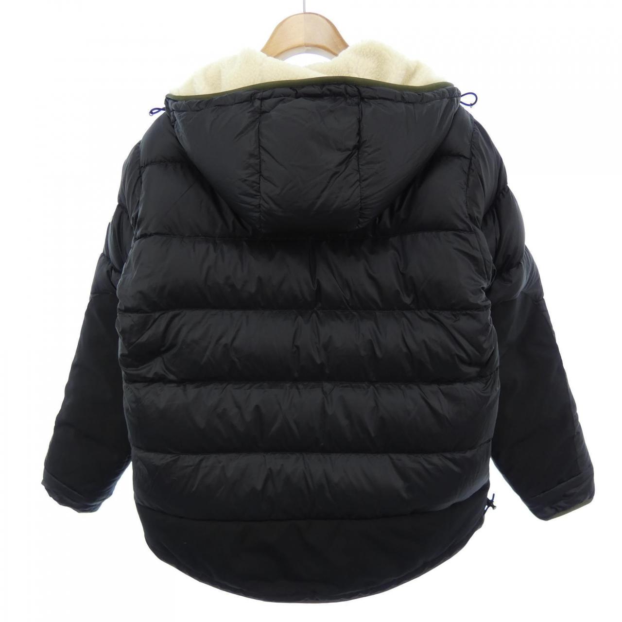 モンクレール MONCLER ダウンジャケット