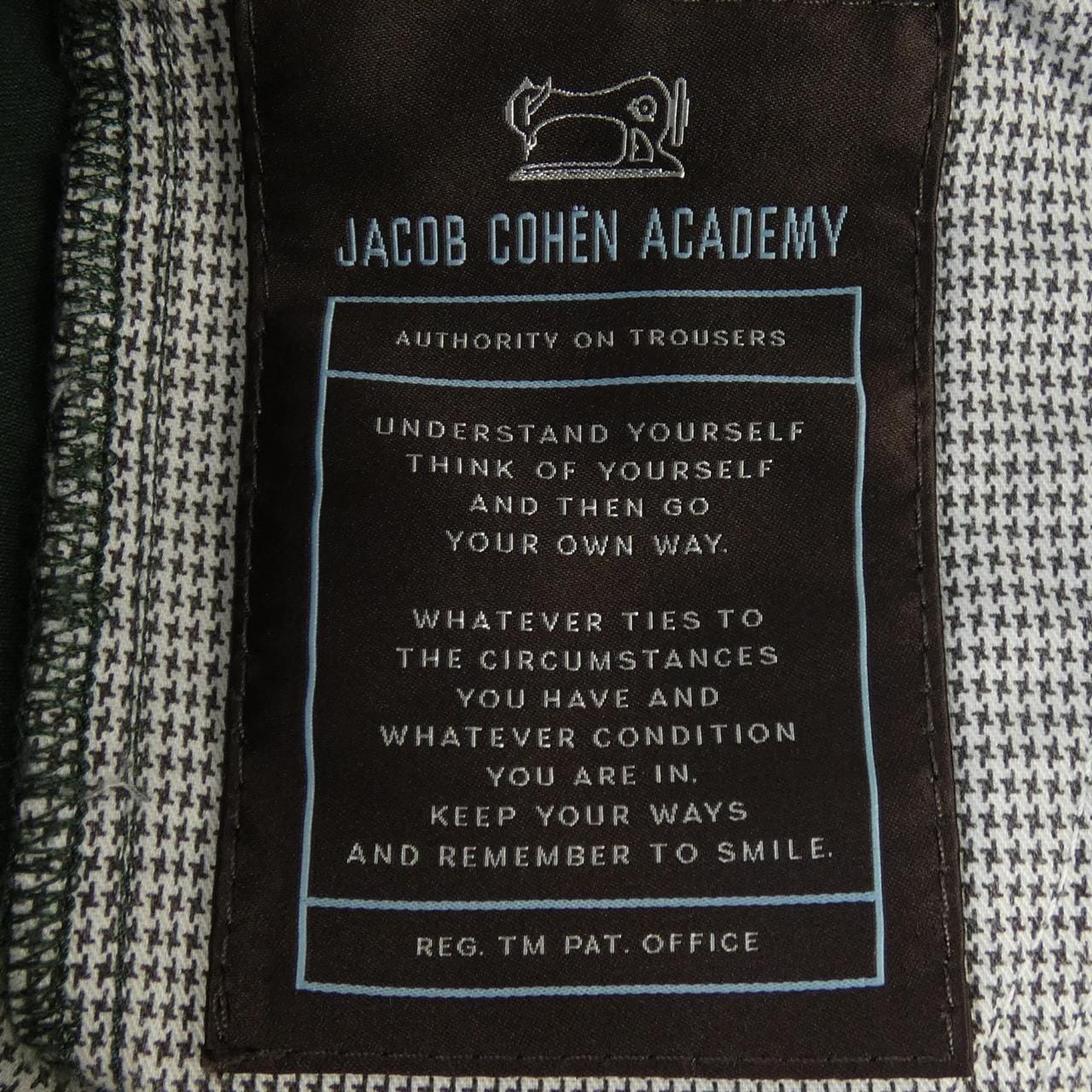 ヤコブコーエン JACOB COHEN パンツ