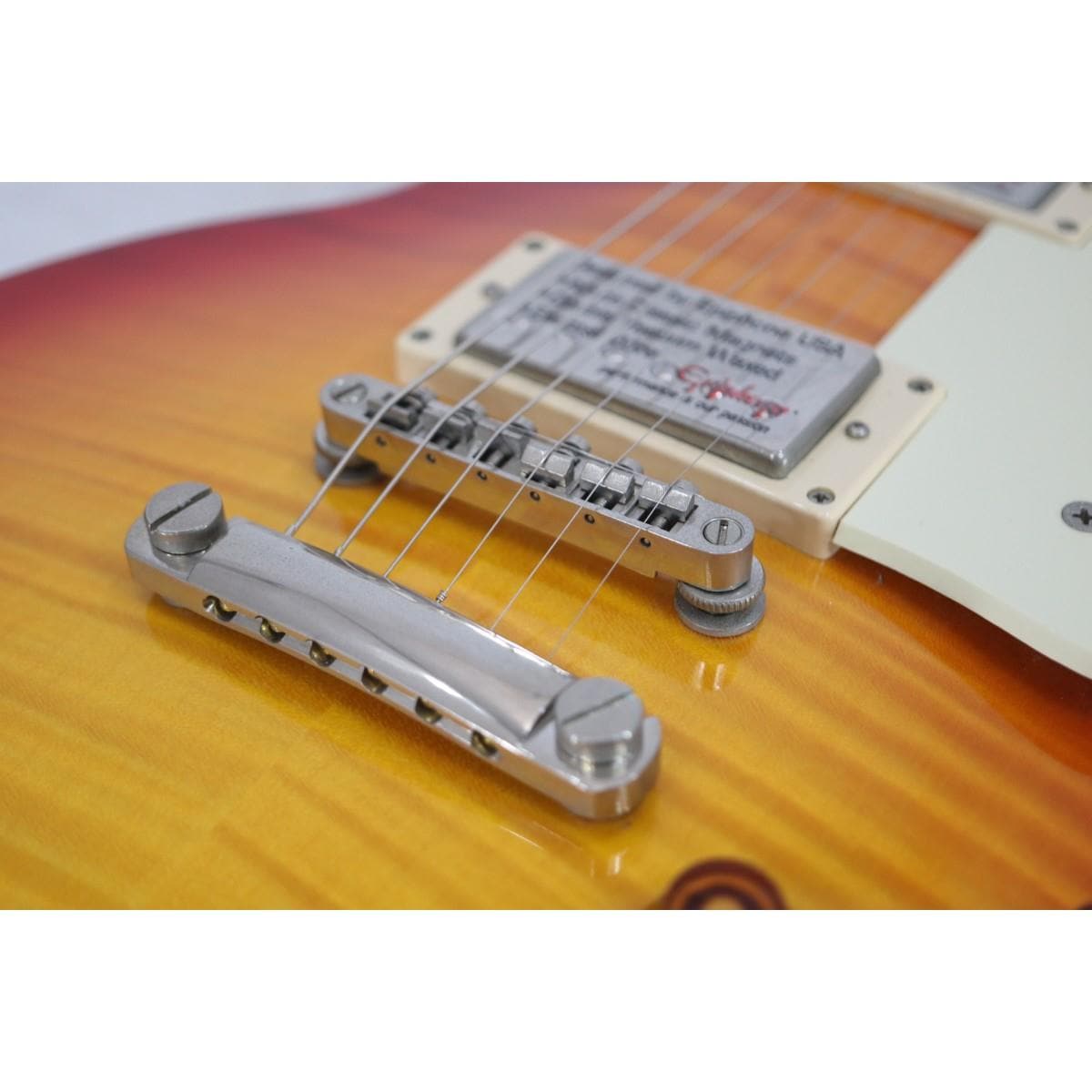 ＥＰＩＰＨＯＮＥ　ＬＥＳ　ＰＡＵＬ　ＳＴＡＮＤＡＲＤ