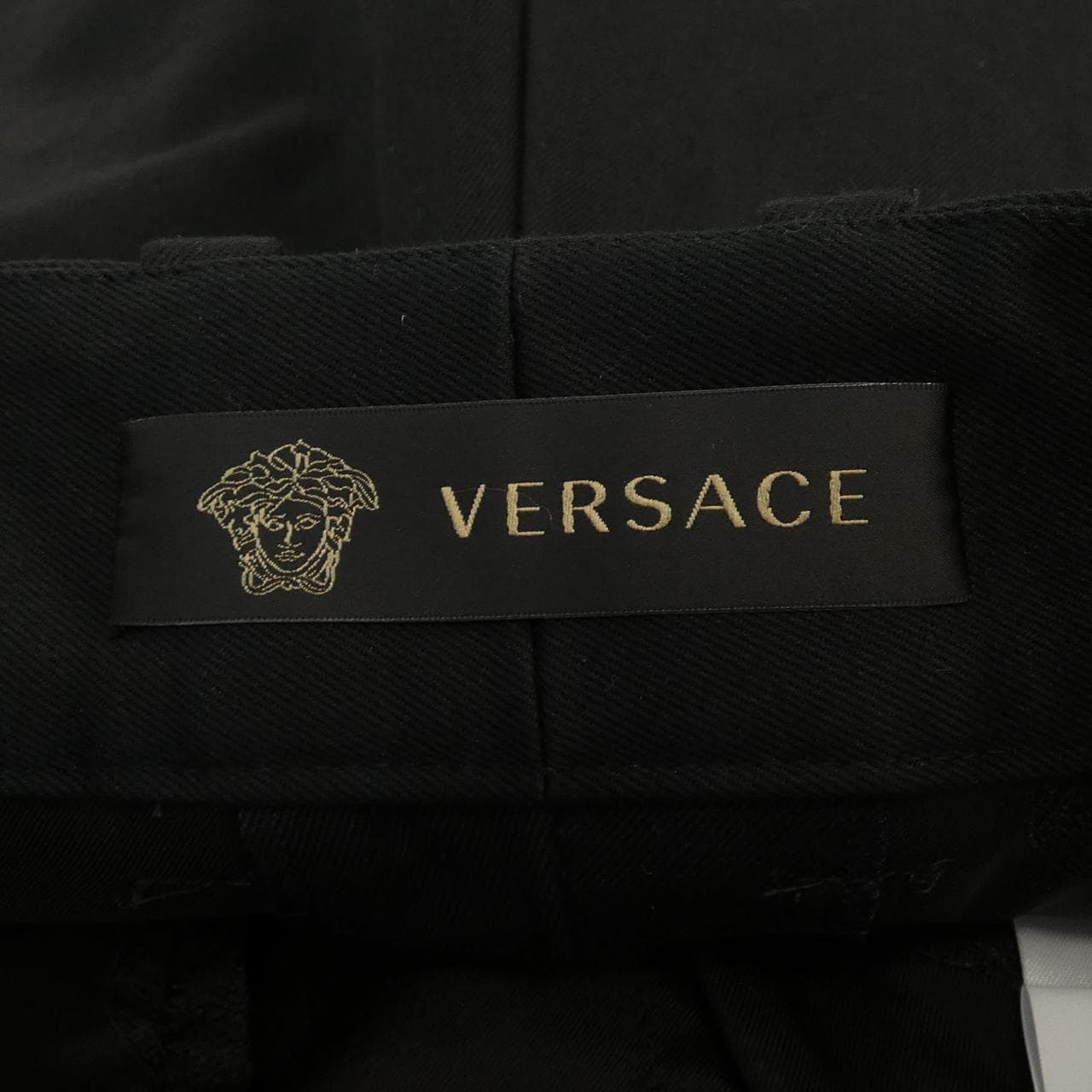 ヴェルサーチェ VERSACE ショートパンツ