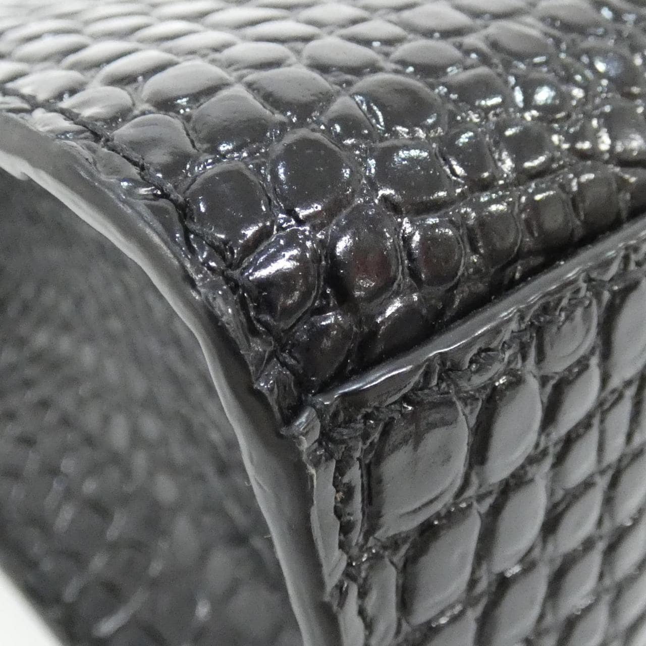 サンローラン マンハッタン 579271 DND0J ショルダーバッグ