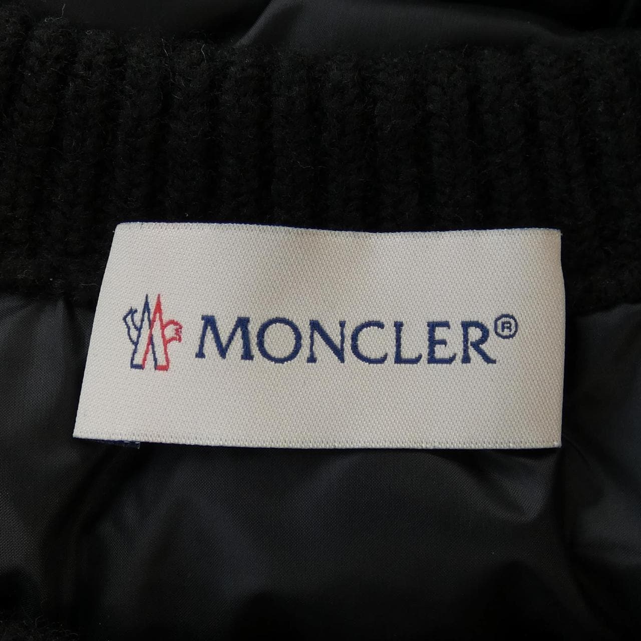 モンクレール MONCLER 20939B00006 ダウンジャケット