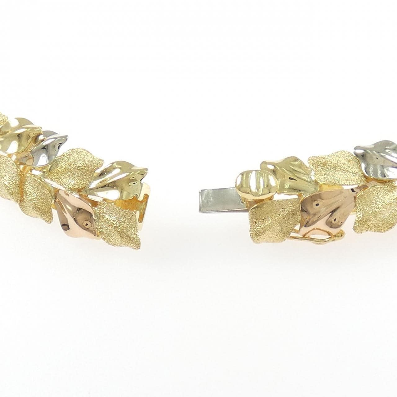 トレベール 750スリーカラー ネックレス