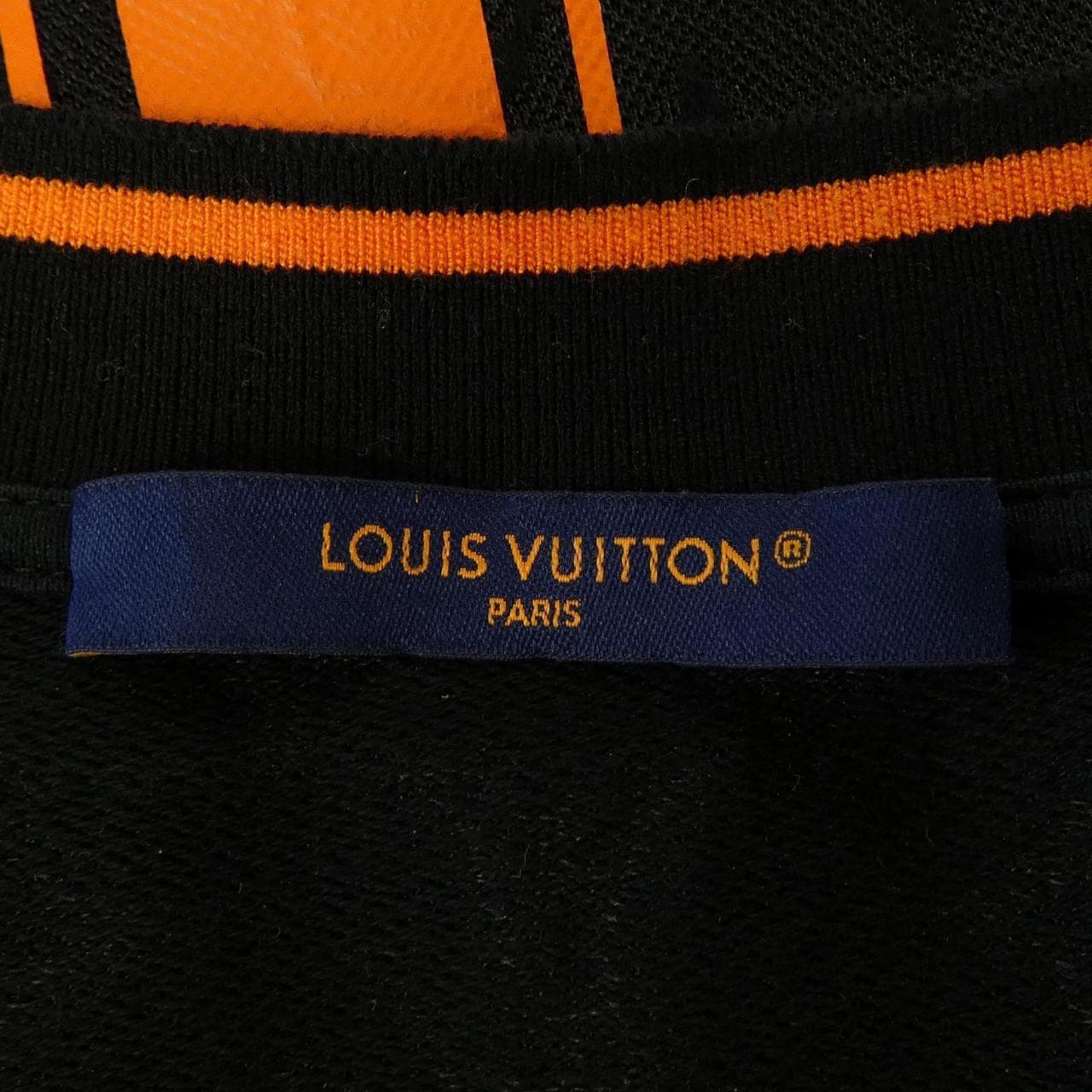 ルイヴィトン LOUIS VUITTON モノグラムスポーティVネックTシャツ HOY67WVV4 トップス