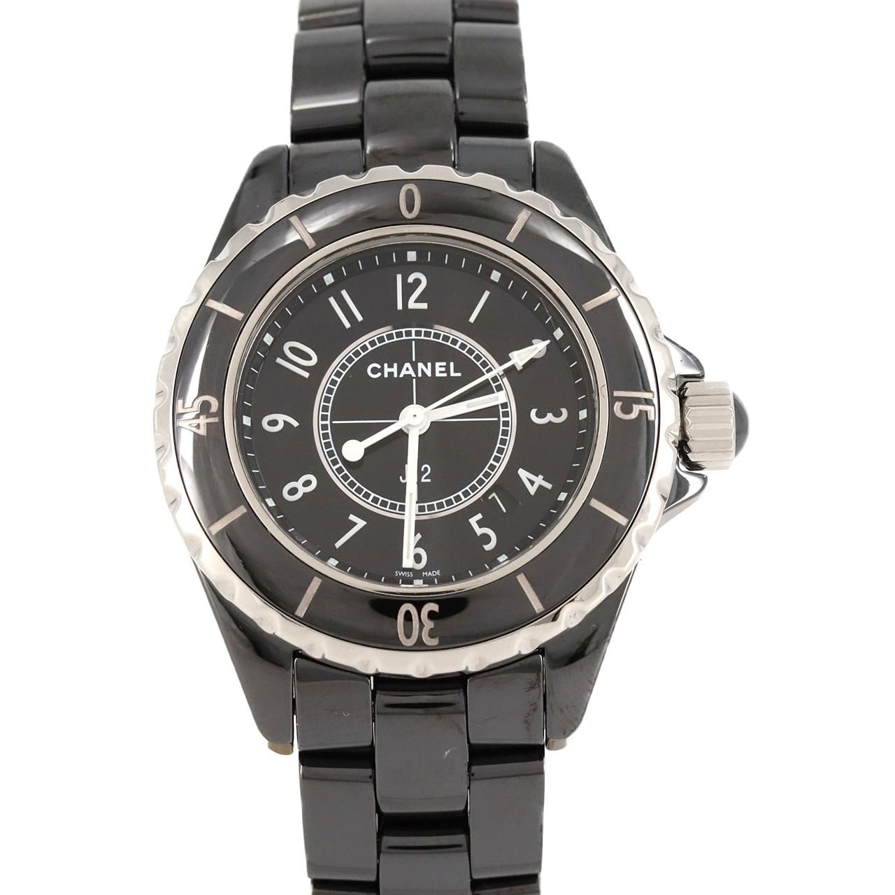 CHANEL J12 33mm Ceramic H0682 Ceramic Quartz