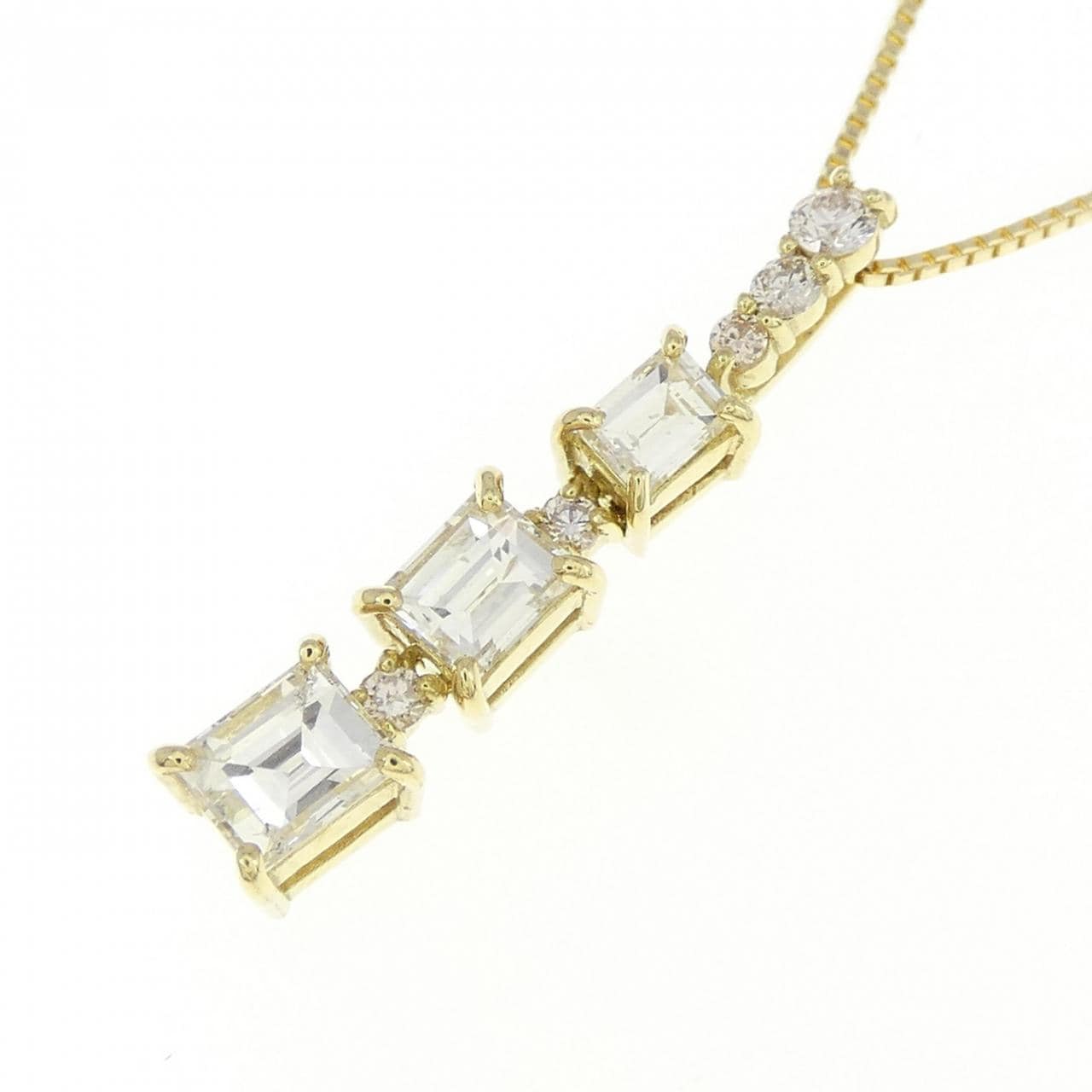 [BRAND NEW] K18YG Diamond necklace 0.50CT