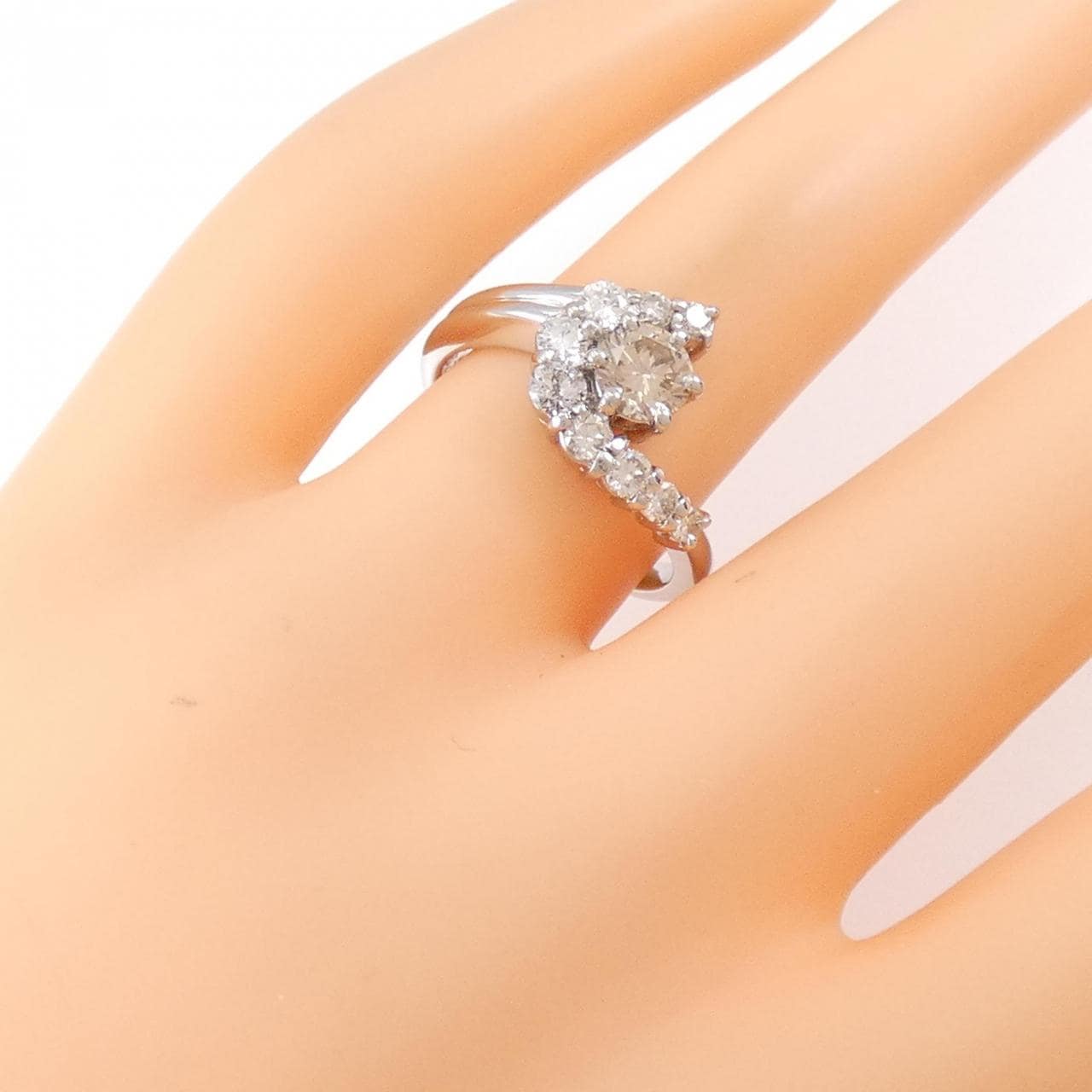 PT ダイヤモンド リング 0.593CT