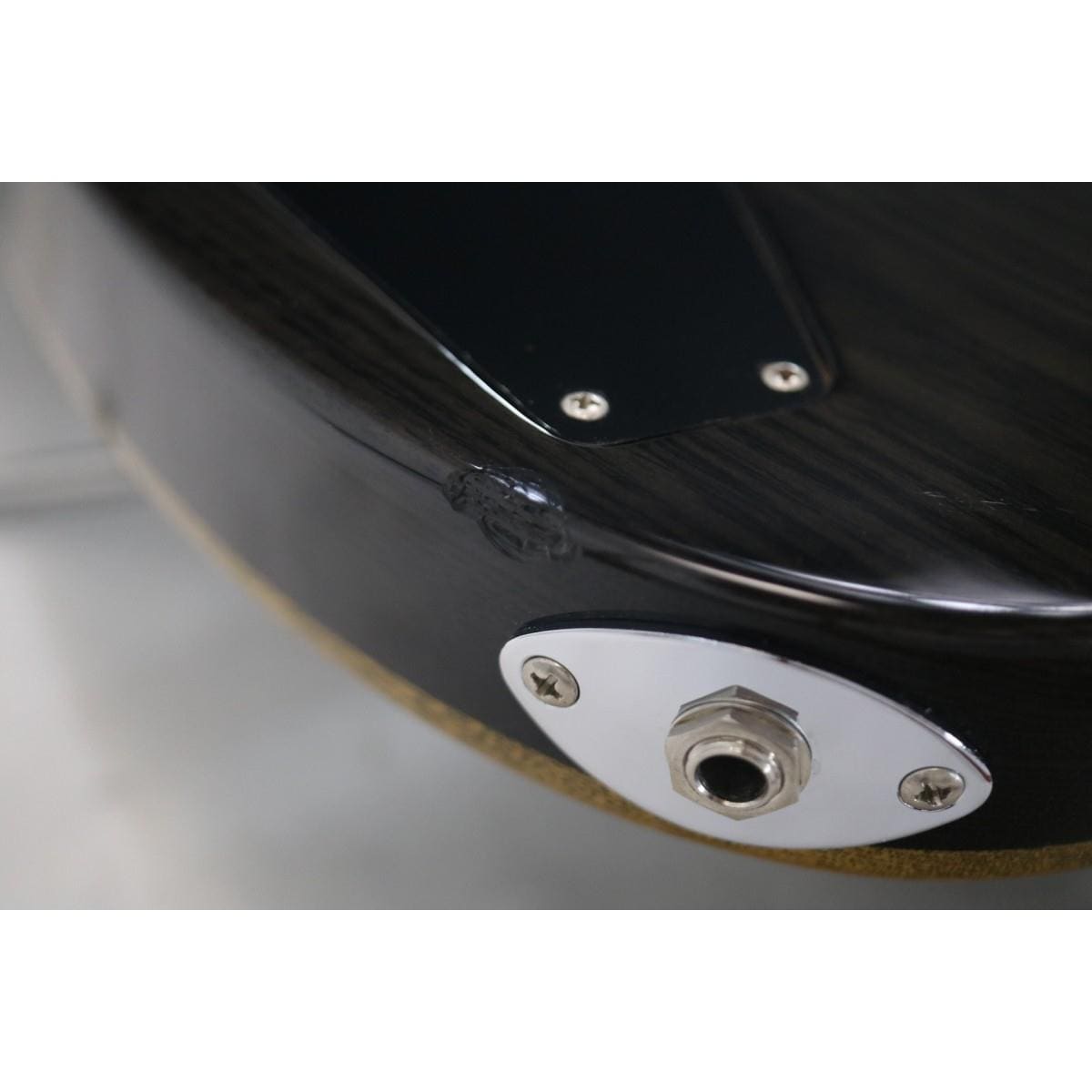 ＥＤＷＡＲＤＳ　　Ｅ－ＨＲ－１３５ＦＭ