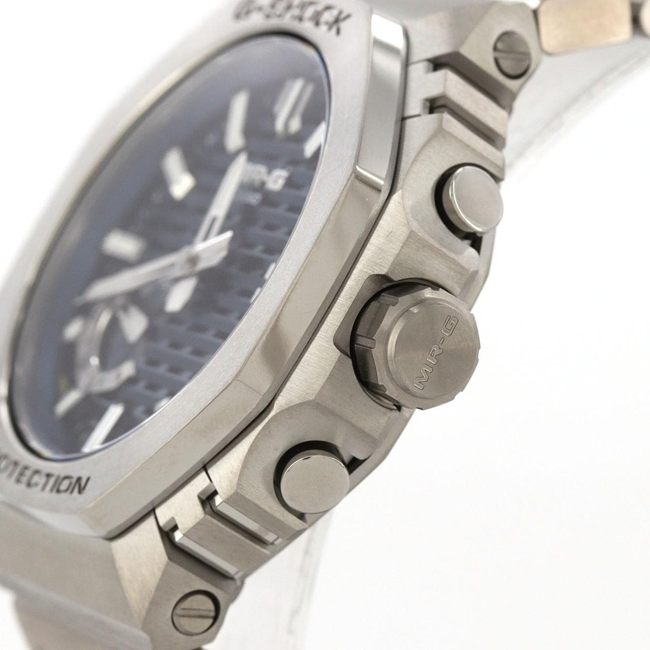 カシオ G-SHOCK MRG-B2100D-2AJR TI ソーラークォーツ