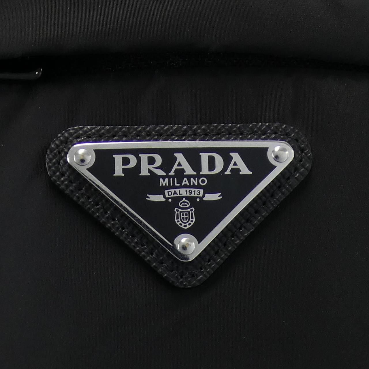 プラダ PRADA ダウンジャケット