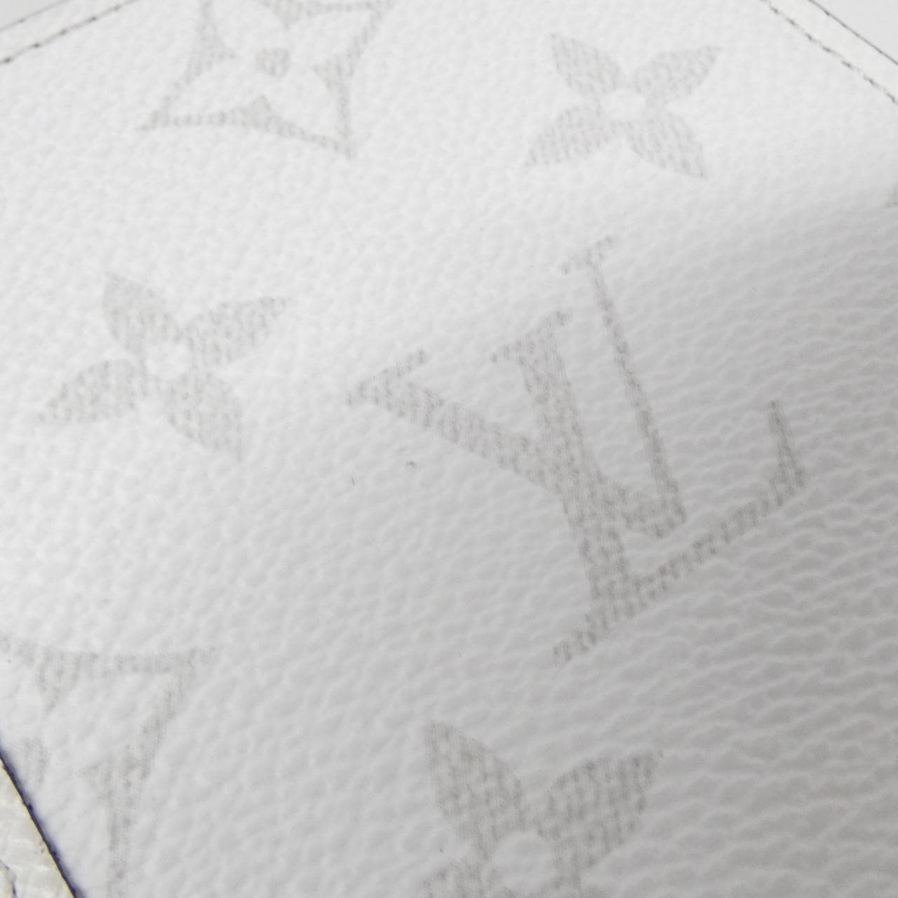 LOUIS VUITTON Taiga Llama Portefeuille Brazza M30889 皮夾