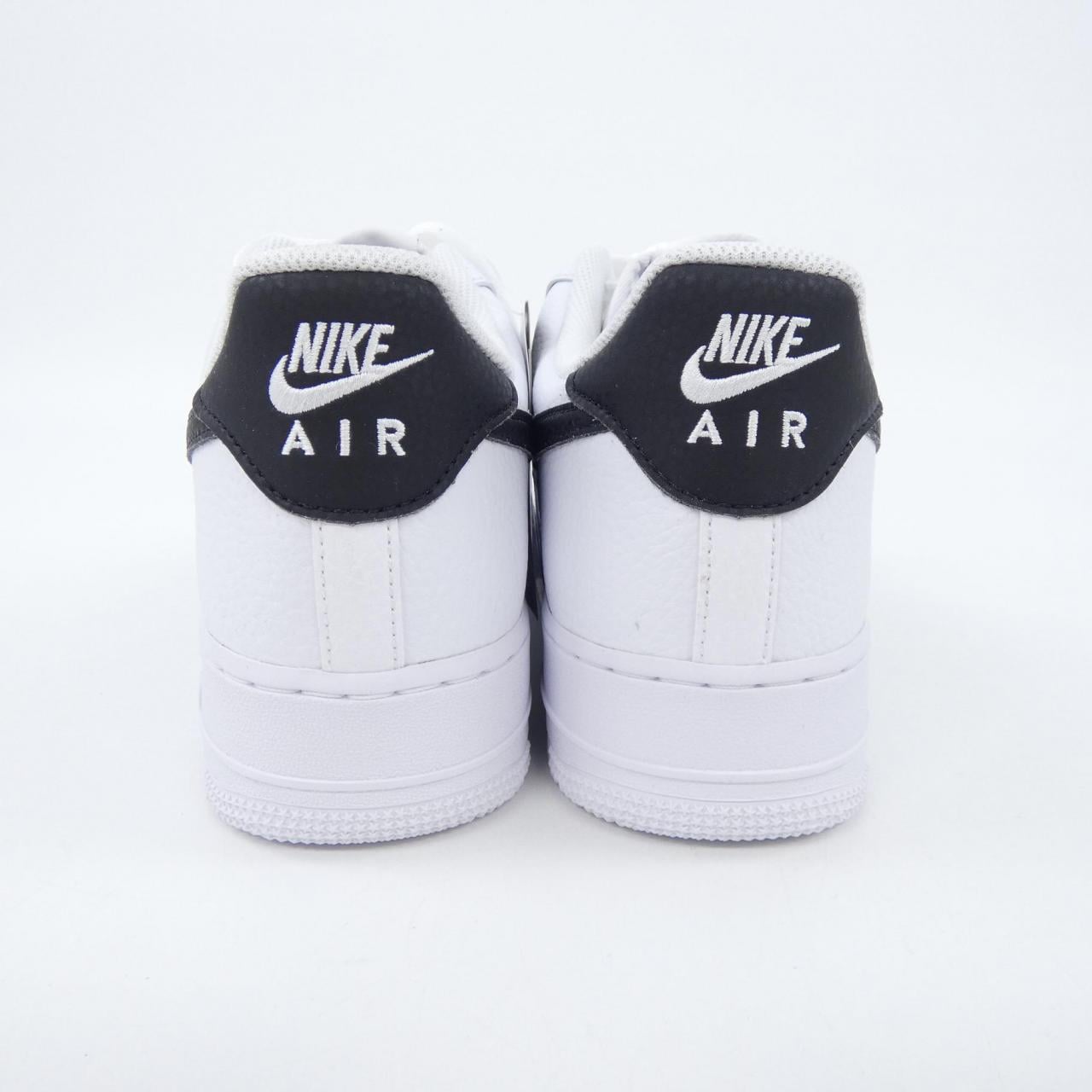 ナイキ NIKE CT2302-100 スニーカー