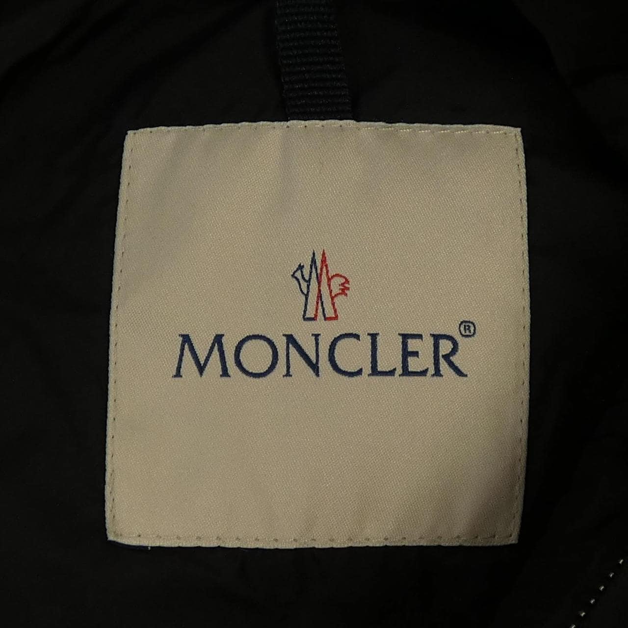 モンクレール MONCLER CARROUGES ダウンコート