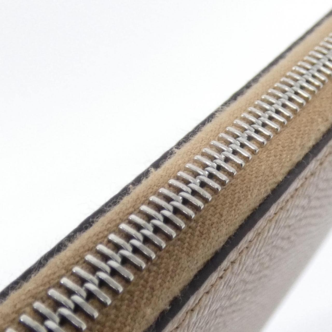 エルメス CLIQUETIS TATTOO AQUAREL シルク イン クラシック 083821CK 財布