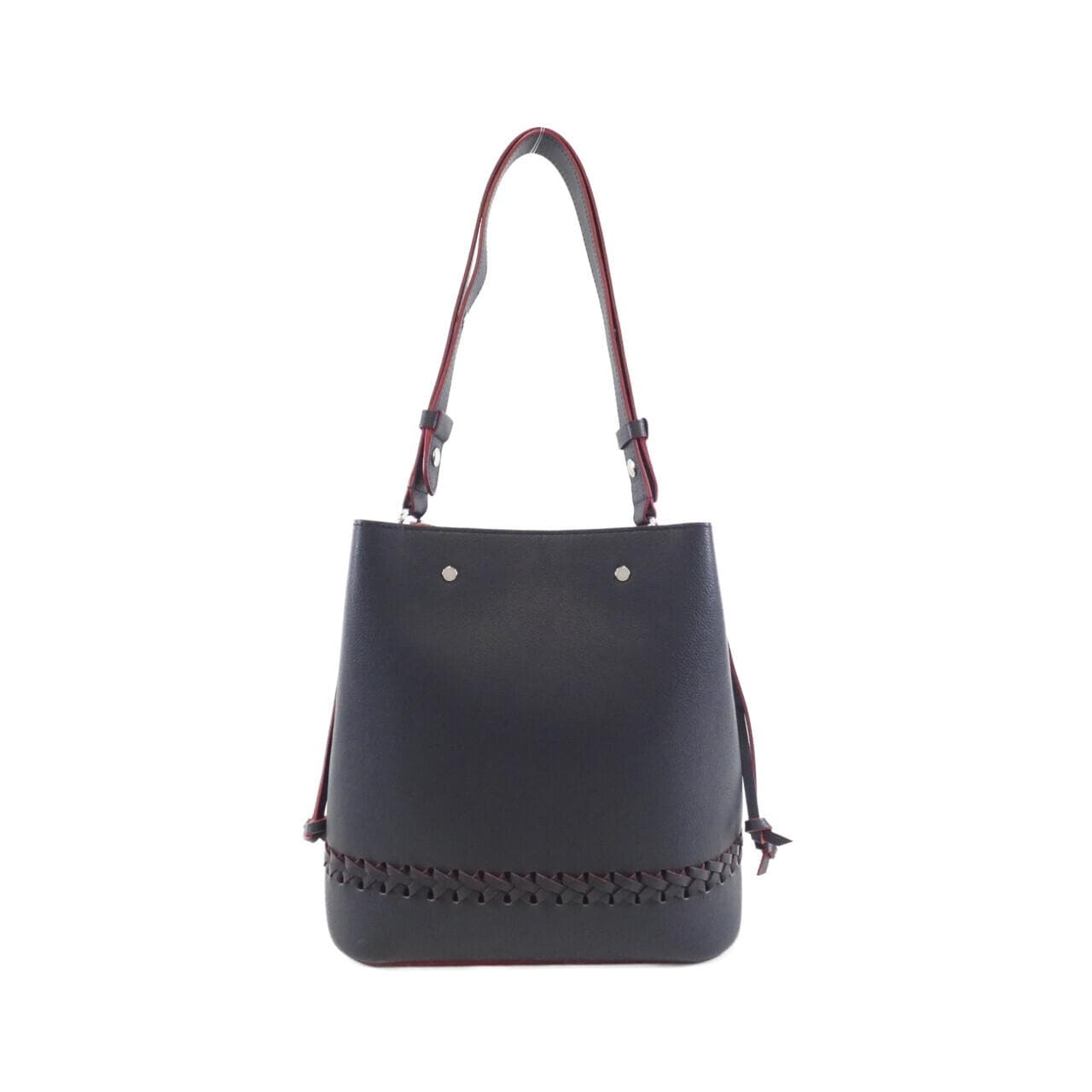 LOUIS VUITTON Lock Me 水桶包 M54681 单肩包