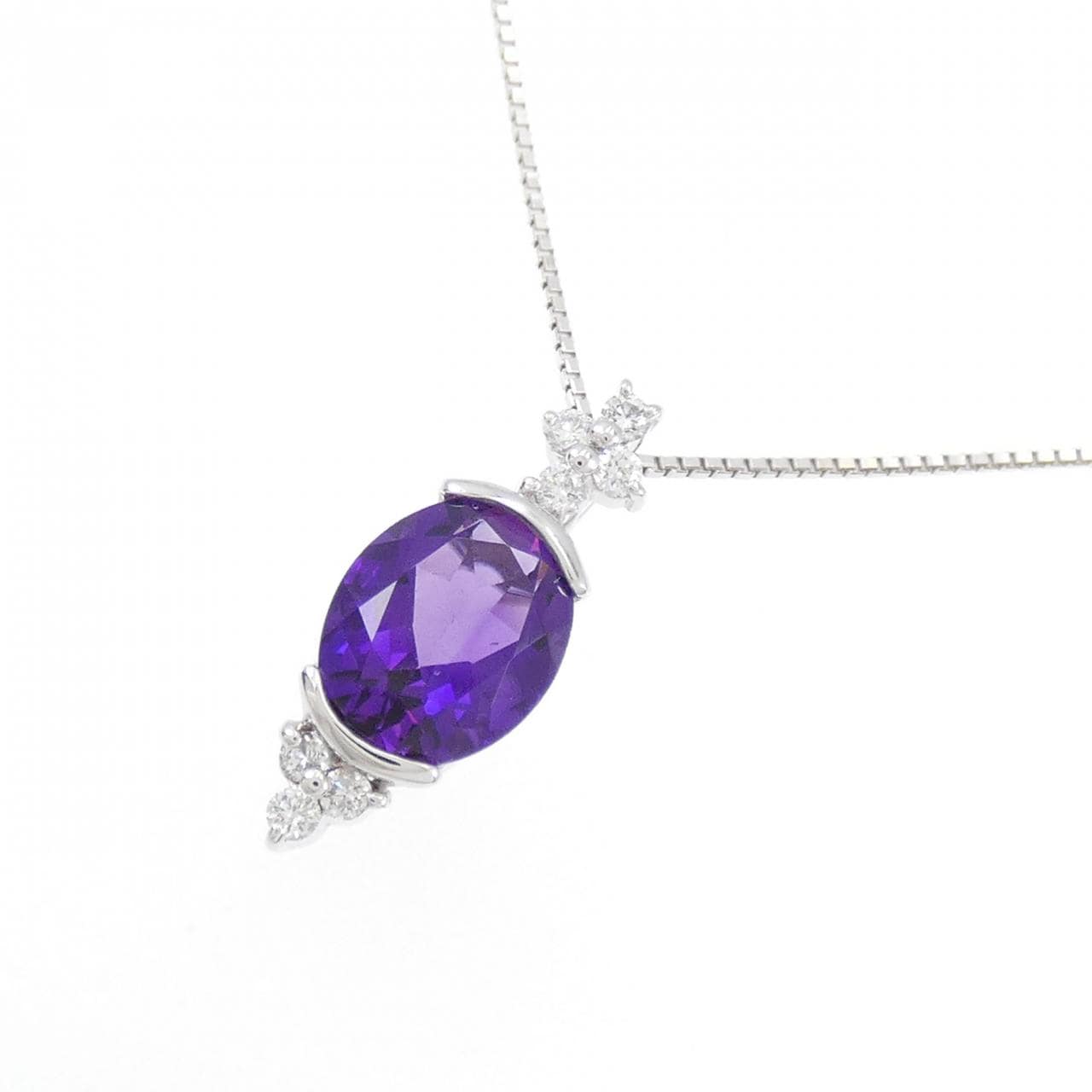 K18WG Amethyst Necklace 1.57CT