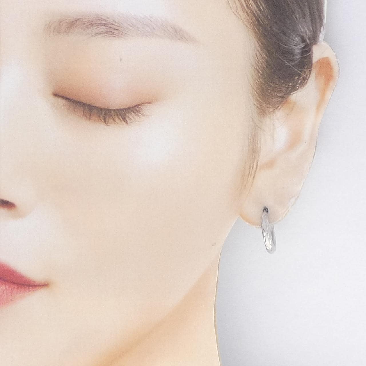 K14WG フープ ピアス