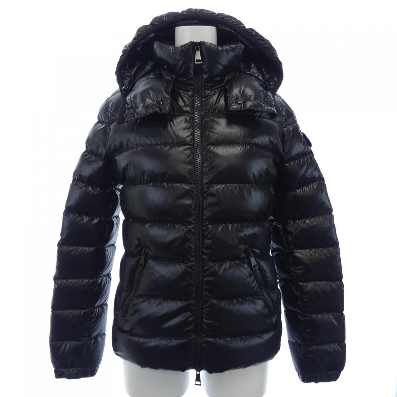 モンクレール MONCLER ダウンジャケット