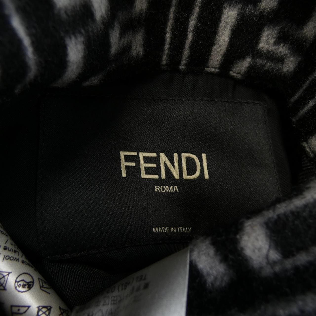 フェンディ FENDI FF0622 AL57 コート