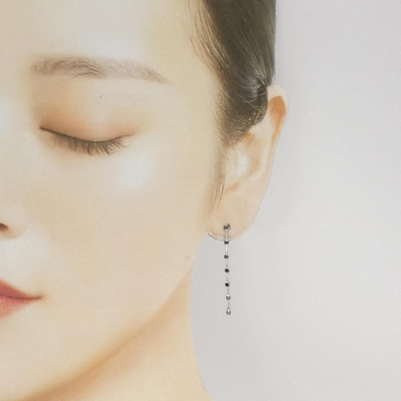 K10WG ダイヤモンド ピアス 0.56CT