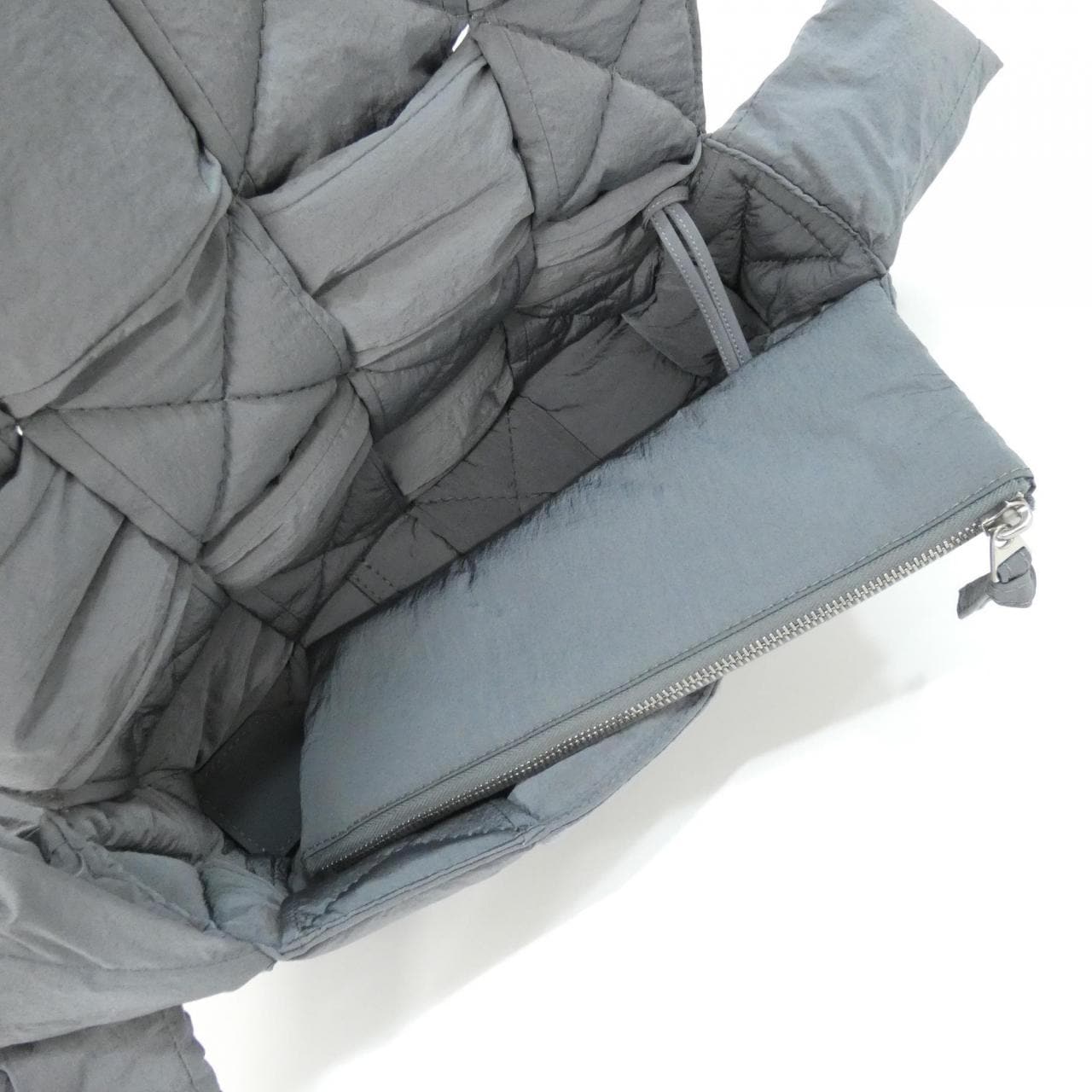 ボッテガヴェネタ 628951 VBO81 ショルダーバッグ