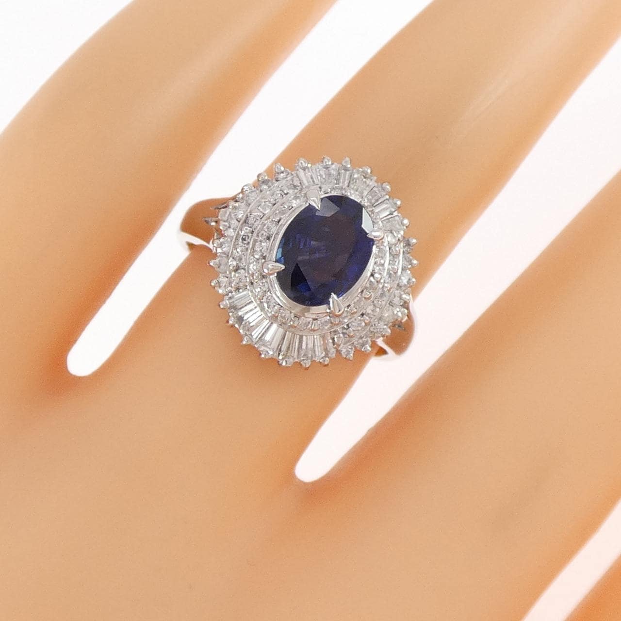 PT900 サファイヤ リング 1.15CT