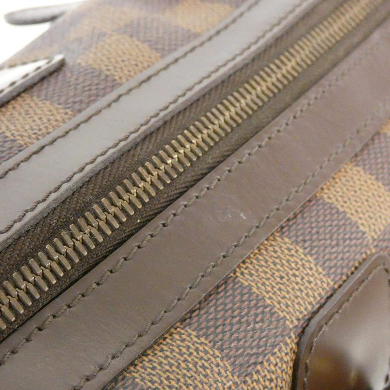 LOUIS VUITTON Damier Barclay N52000 包