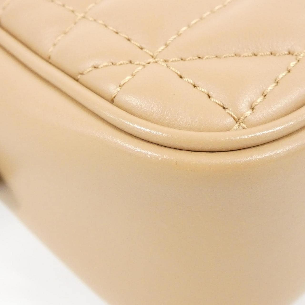 グッチ GG MARMONT 447632 UM8BN ショルダーバッグ