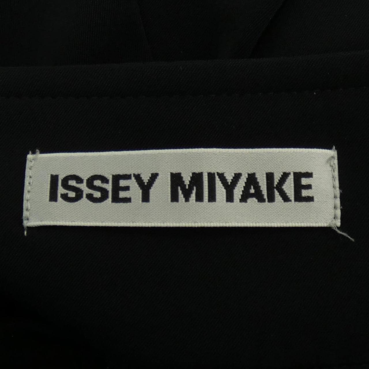 ISSEY MIYAKE ISSEY MIYAKE褲子