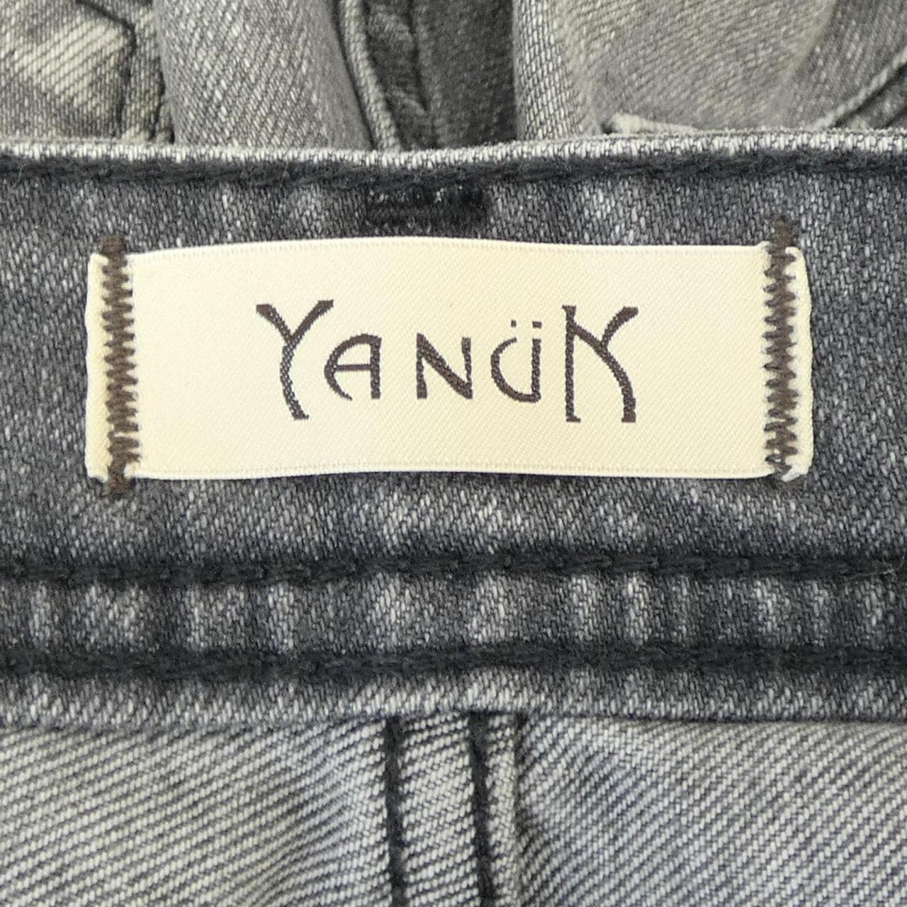 YANUK牛仔裤