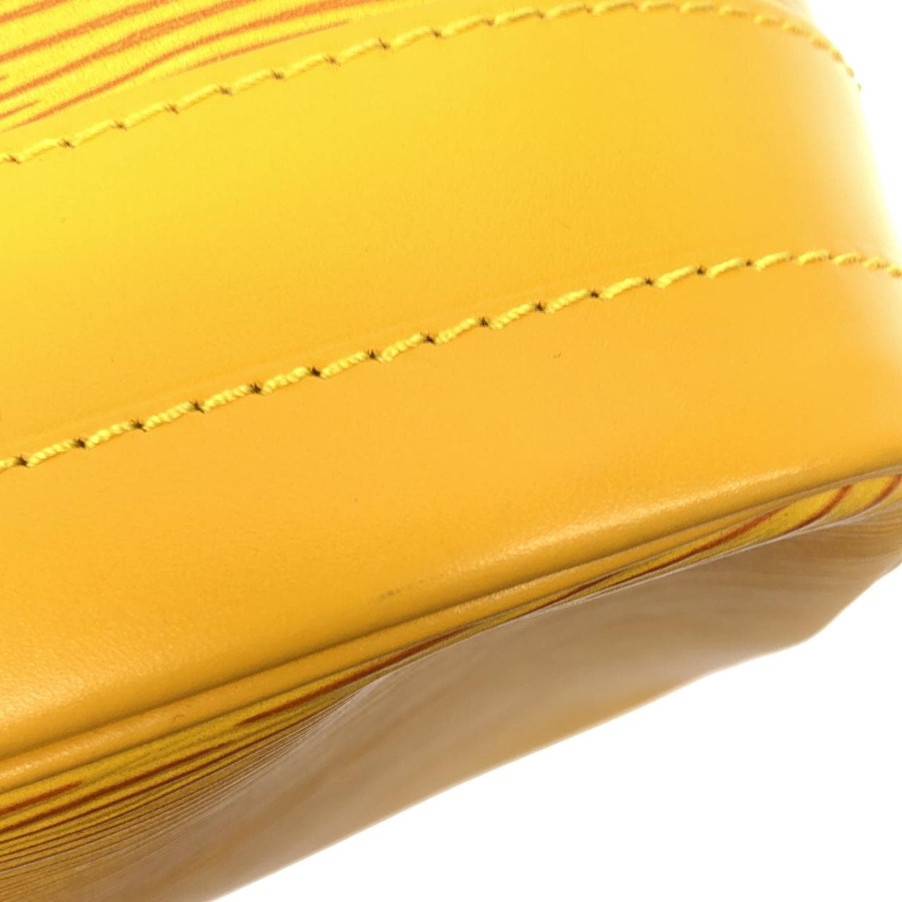 ルイヴィトン エピ ノエ M44009 ショルダーバッグ