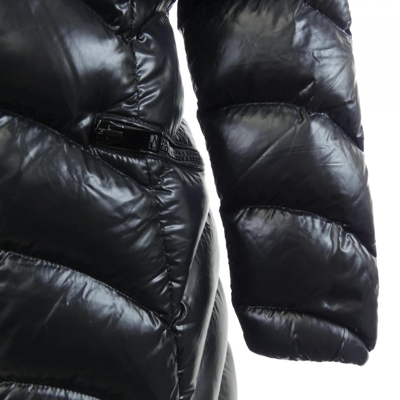 モンクレール MONCLER ALBIZIA ダウンコート