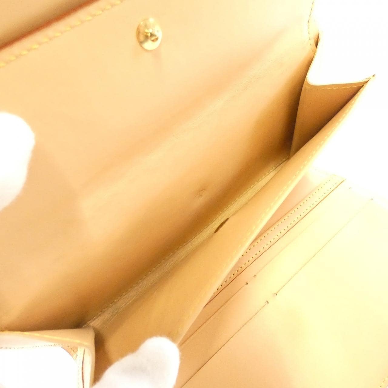 ルイヴィトン マルチカラー ポルト トレゾール インターナショナル M92659 財布