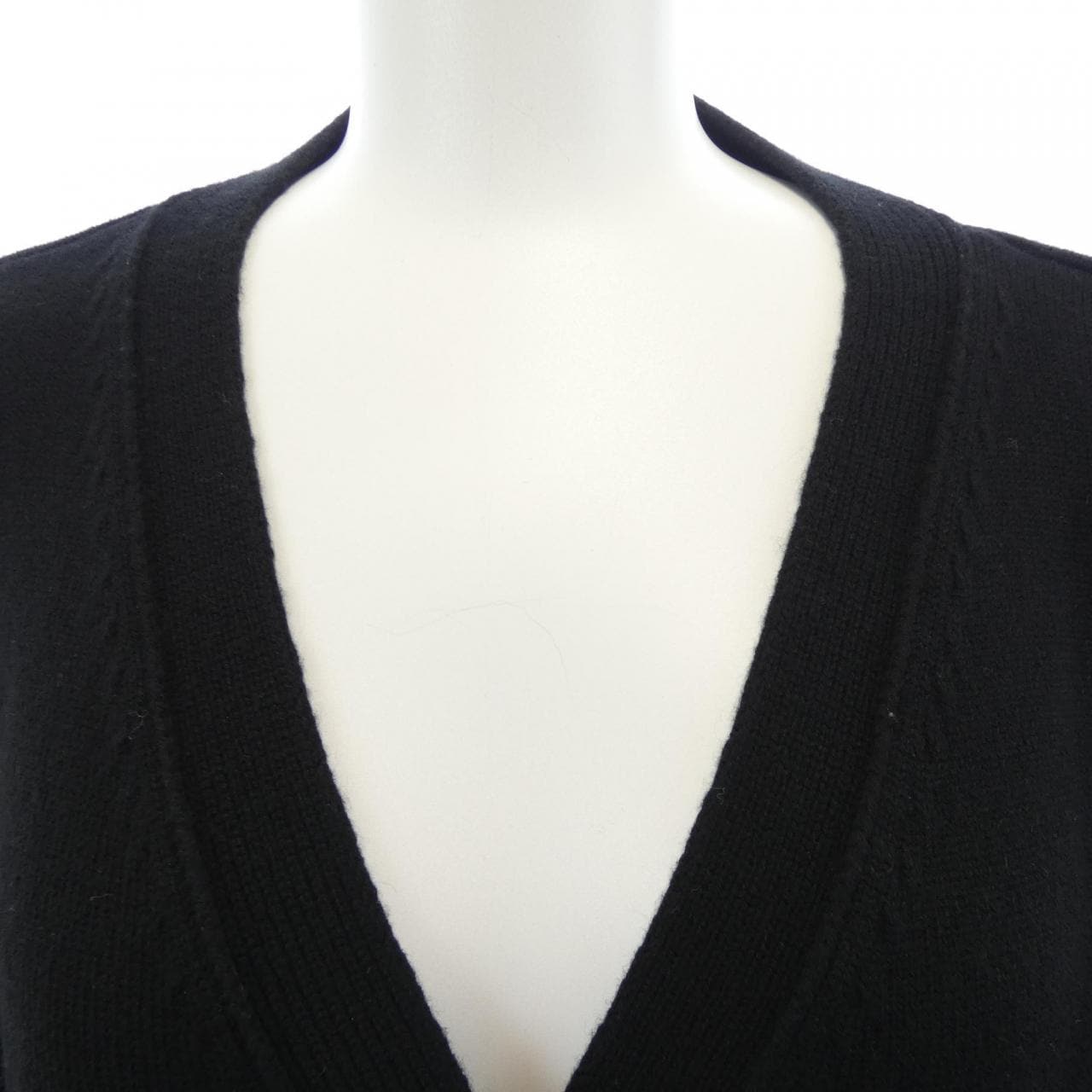 セリーヌ CELINE トリオンフ グルメット クロップド 2A87T207O カーディガン