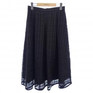 ニジュウサンク 23区 スカート