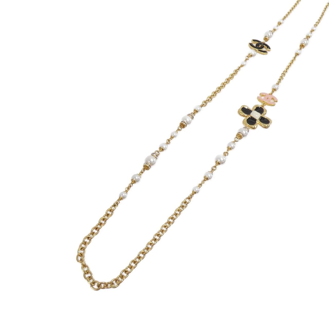 CHANEL necklace