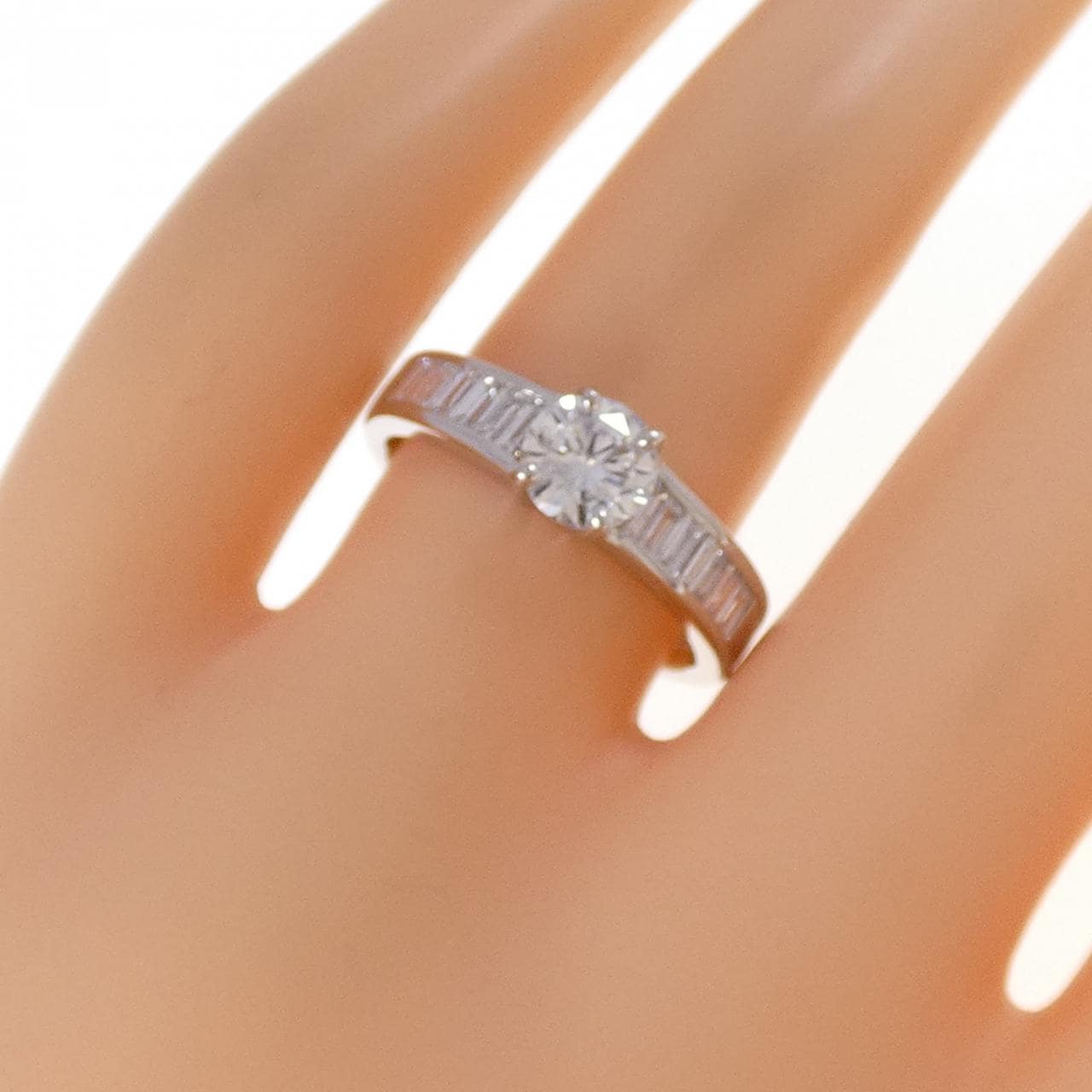 PT900 ダイヤモンド リング 0.633CT D VS1 Good