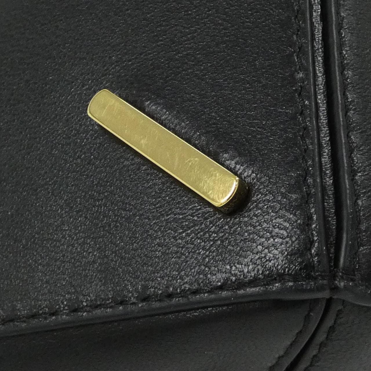 ロエベ フェザー ライト パズル スモール A510PLSX01 バッグ