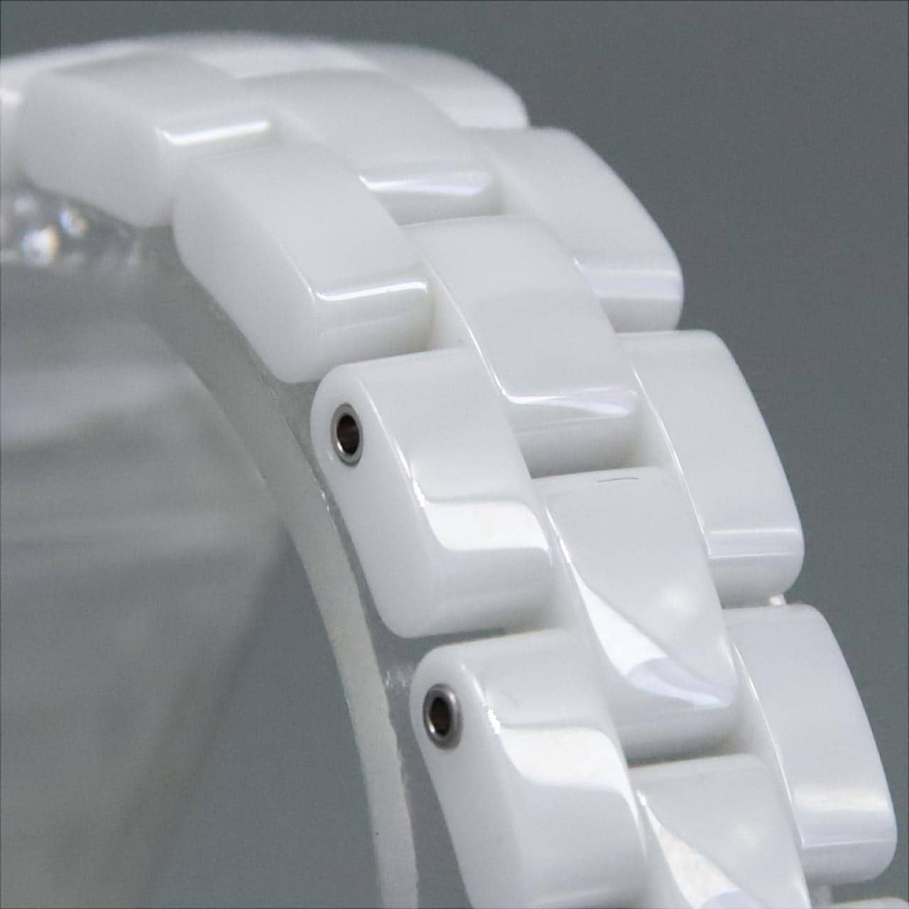 シャネル J12 29mmセラミック･8P H2570 セラミック クォーツ