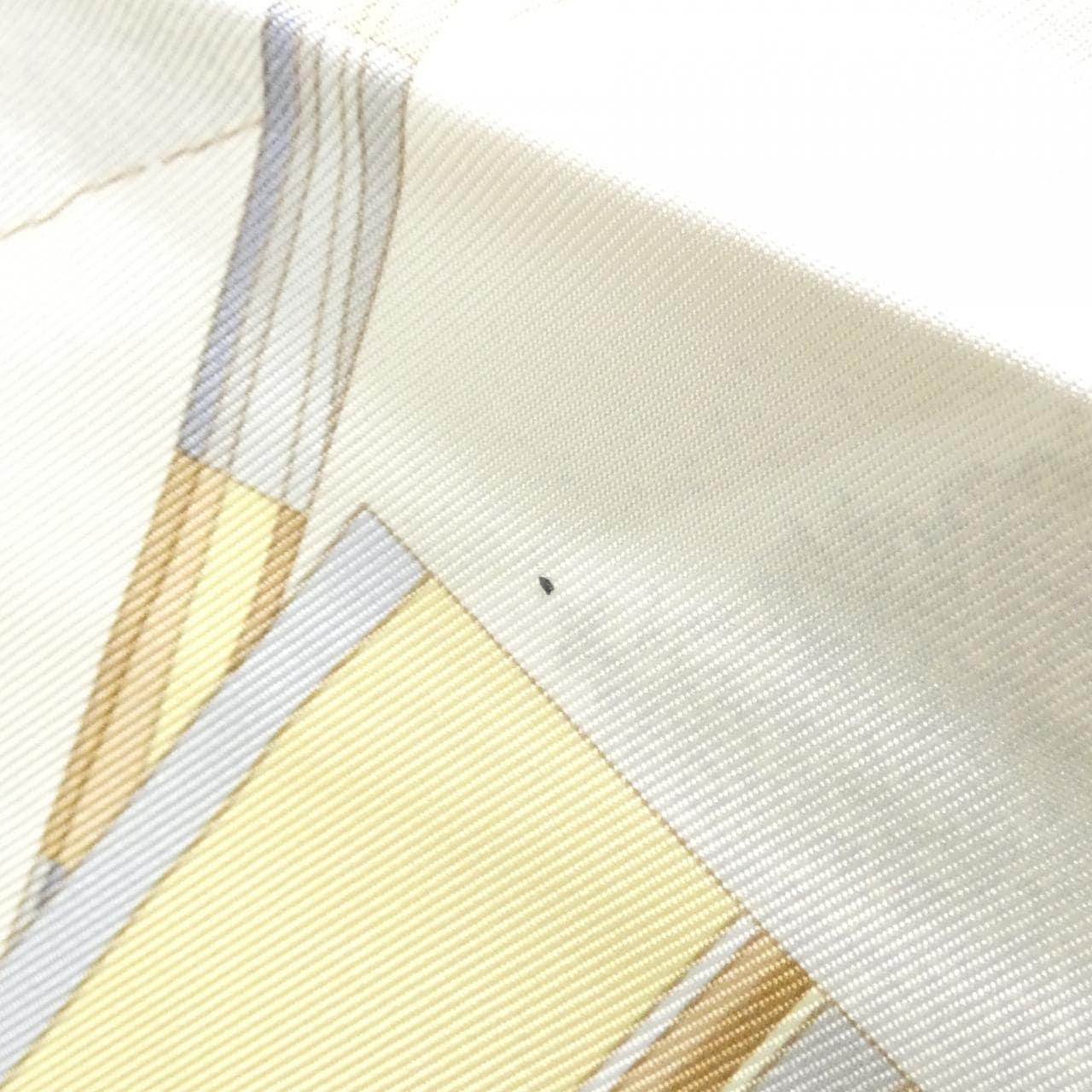 エルメス FACE AU LARGE カレ スカーフ